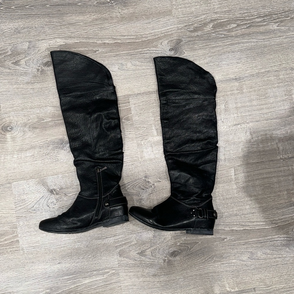 Geox leather over or below knee boots